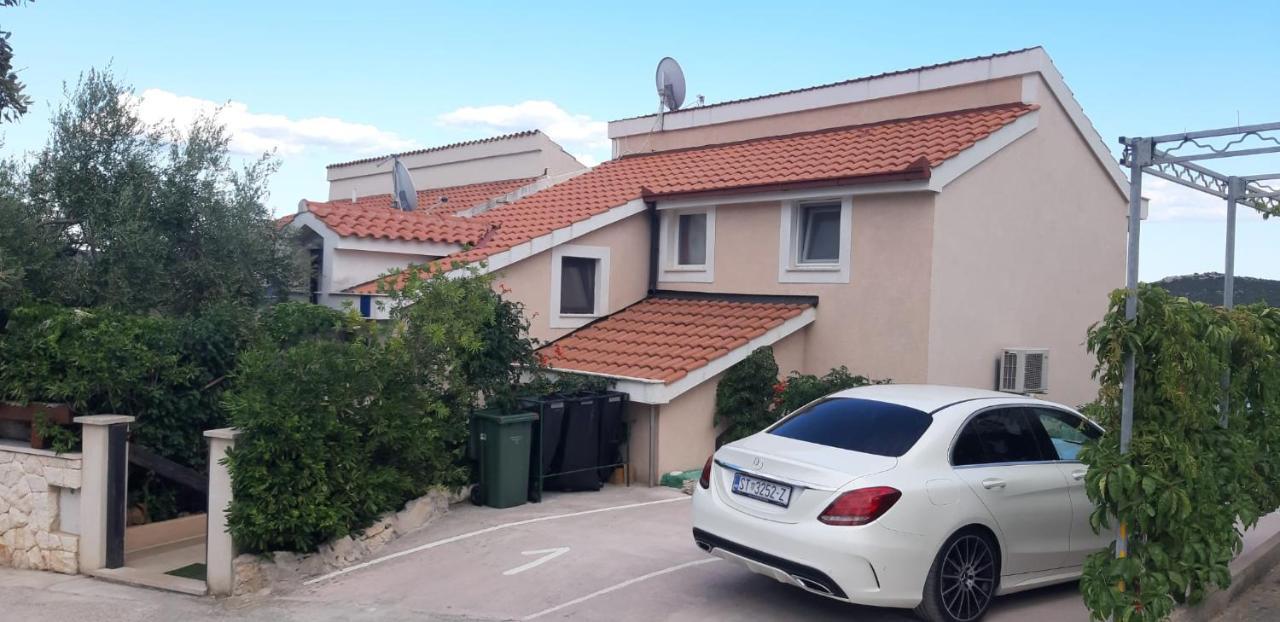 Apartments Luka Sevid Ngoại thất bức ảnh