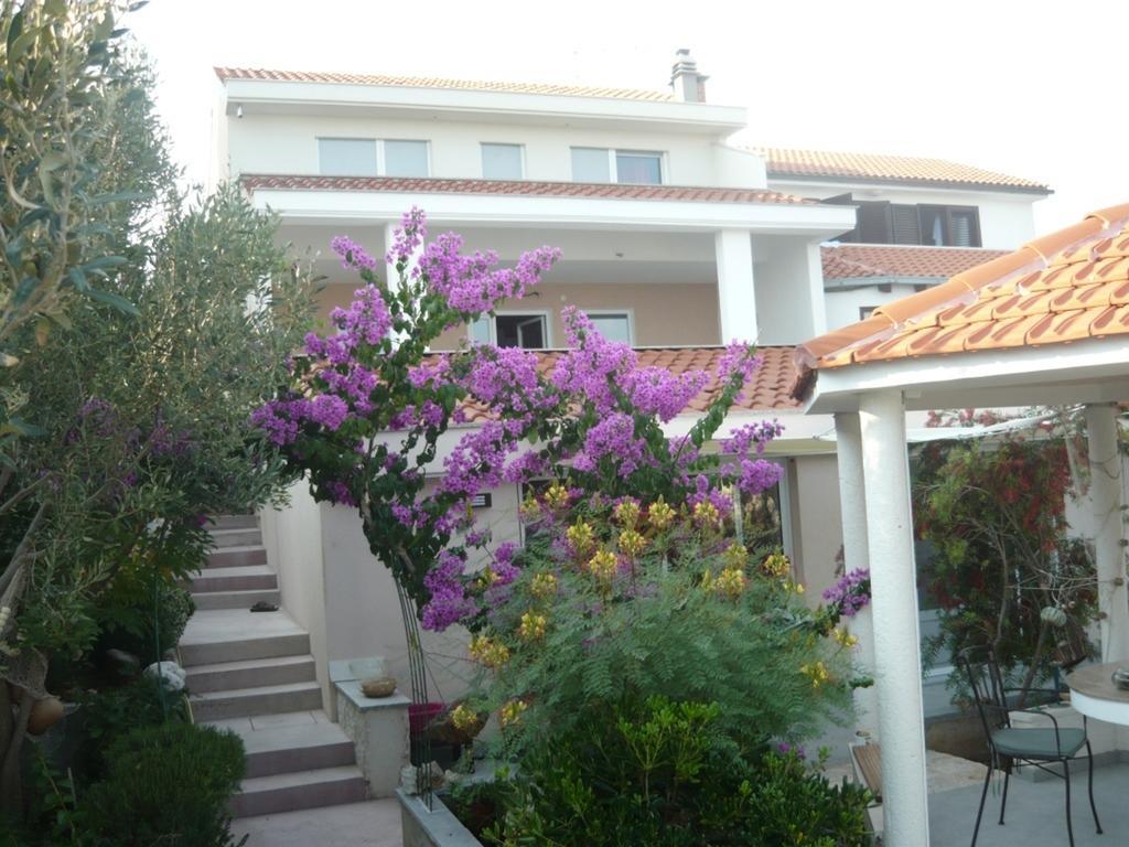 Apartments Luka Sevid Ngoại thất bức ảnh
