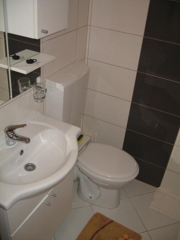 Apartments Luka Sevid Ngoại thất bức ảnh